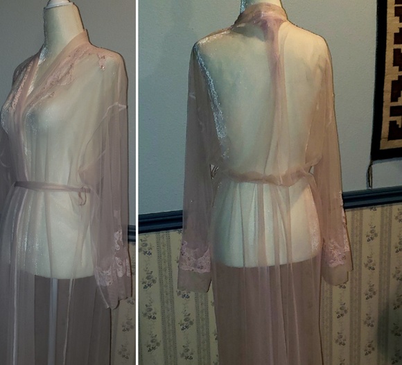 Victoria Secret Shell Pink Embellished Robe Duster - Picture 2 of 7